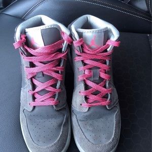 grey and pink jordan flights